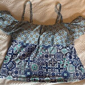 24th & Ocean Blue Floral Geometric Bathing Suite Top 18w  NWOT